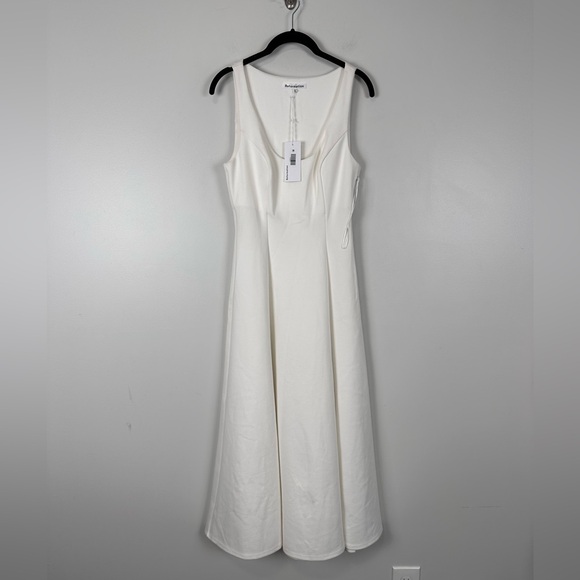 REFORMATION Mikol Knit Dress WHITE NEW - Picture 5 of 9